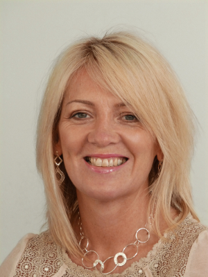Deborah Costain